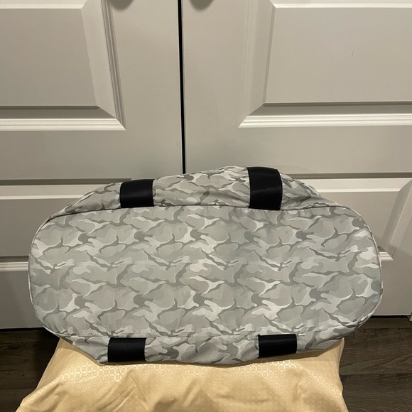 Weekend Bag - Picture 4 of 4